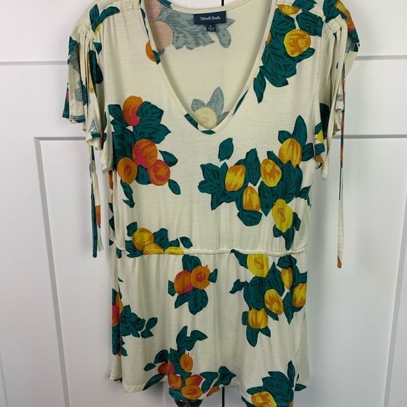 ModCloth LARGE lemon Fruit Print Tee Short Sleeve Tie Shoulder - Picture 2 of 8